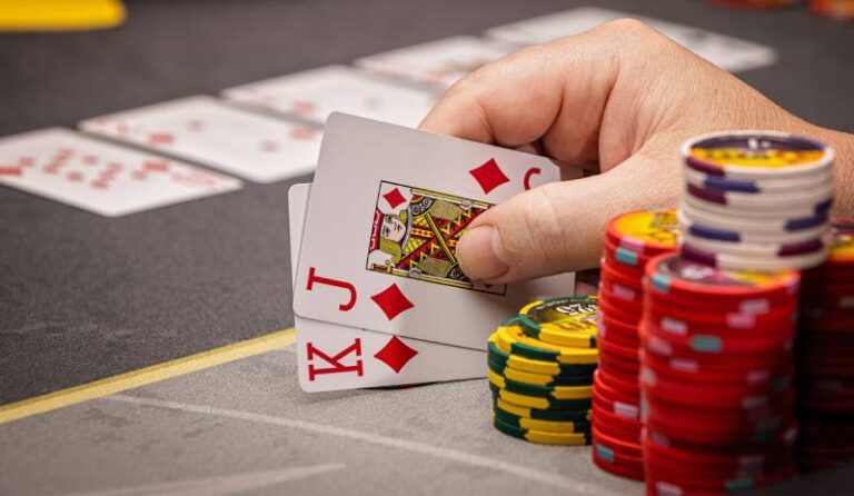 Kỹ Năng Đánh Bài Poker Giúp Bạn Nâng Tầm Tay Bài