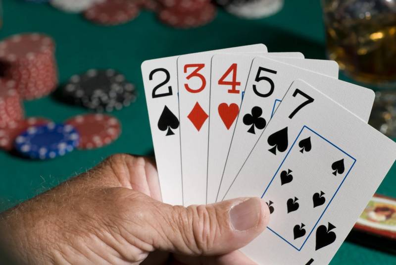 Nhận diện tell của đối thủ